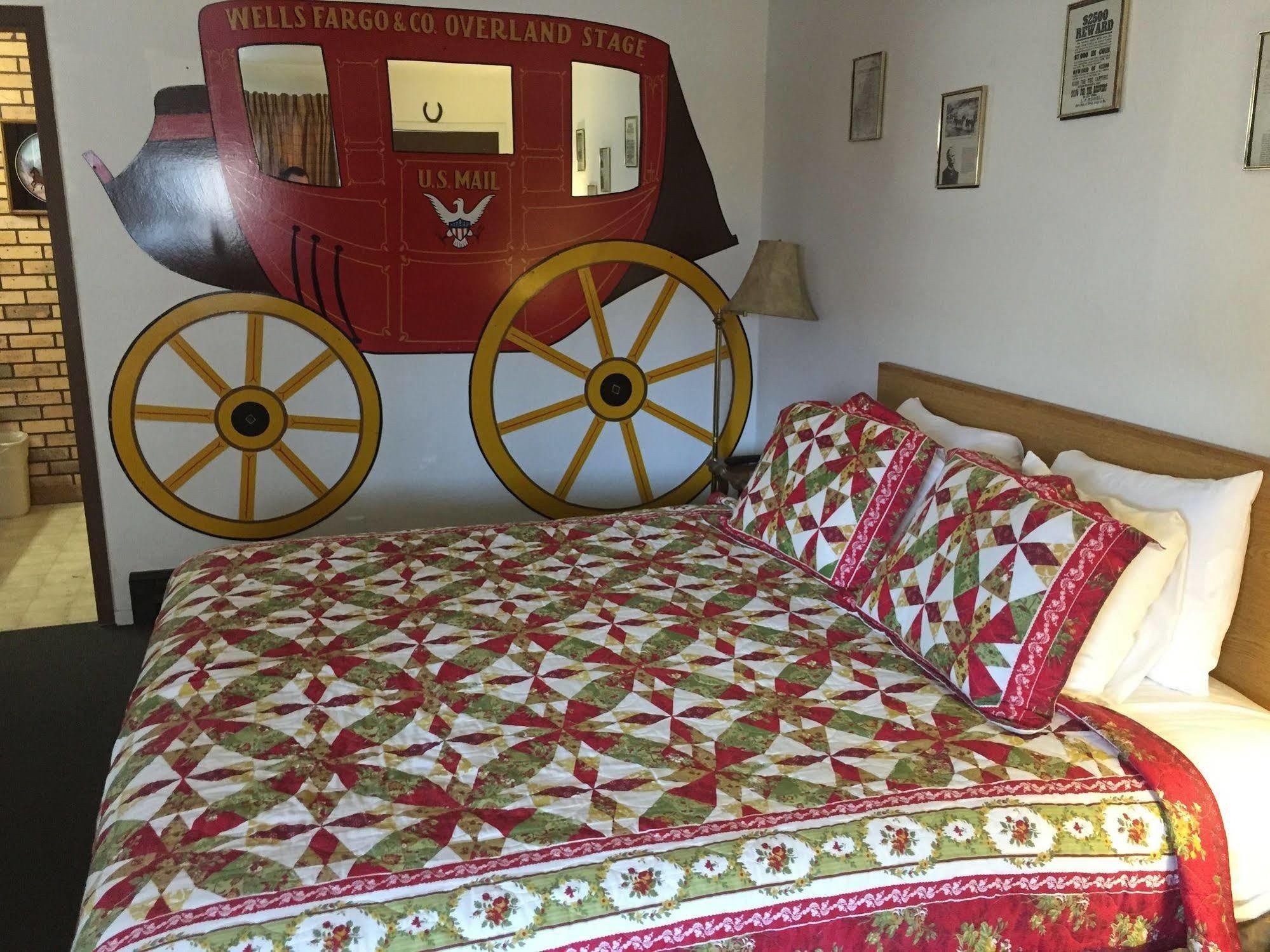 Holiday Lodge Грасс-Валли Экстерьер фото